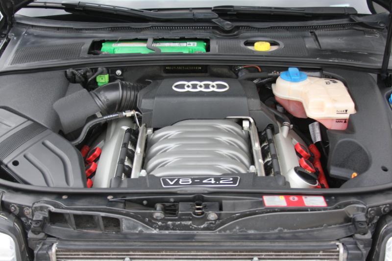 Audi S4  2004