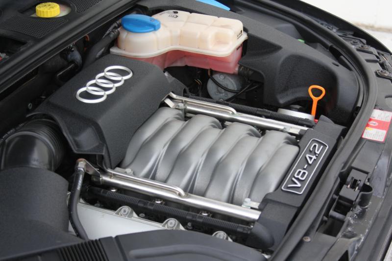 Audi S4  2004