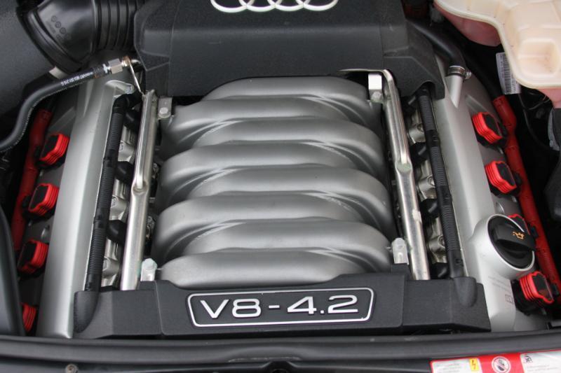 Audi S4  2004