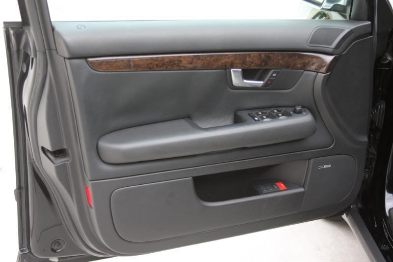 Audi S4  2004