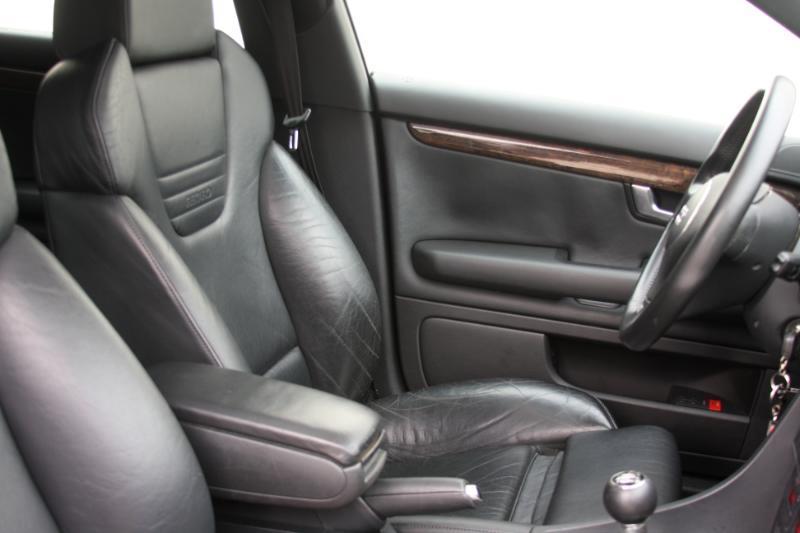 Audi S4  2004