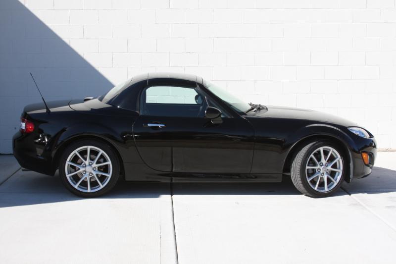 Mazda MX-5 Miata Grand Touring PRHT 2010