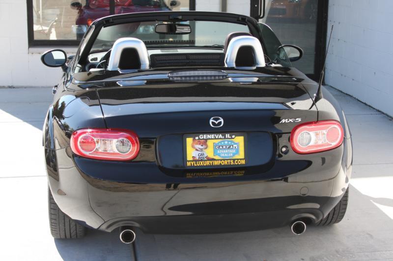 Mazda MX-5 Miata Grand Touring PRHT 2010