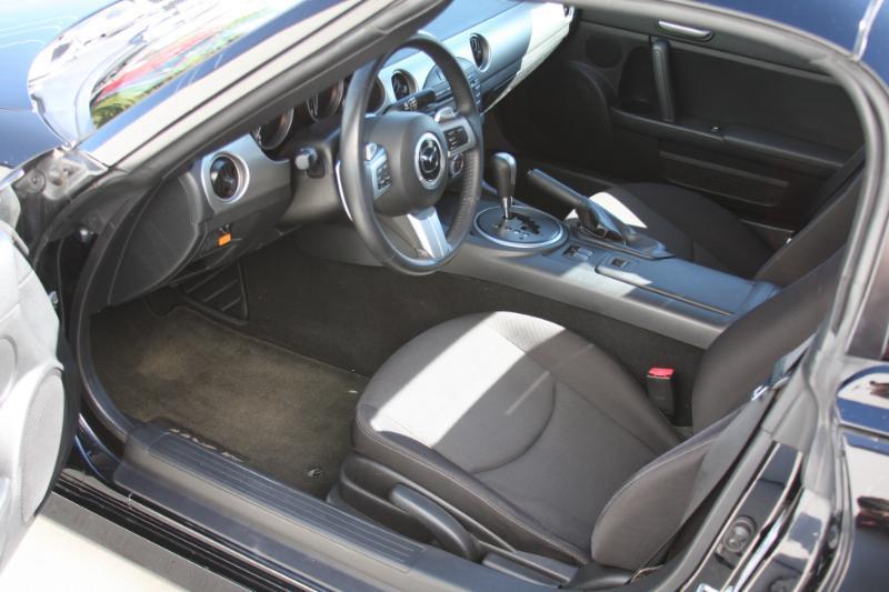 Mazda MX-5 Miata Grand Touring PRHT 2010