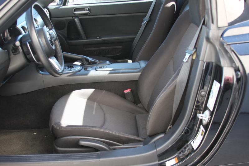Mazda MX-5 Miata Grand Touring PRHT 2010