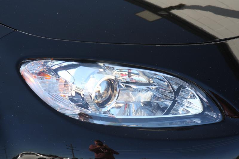 Mazda MX-5 Miata Grand Touring PRHT 2010