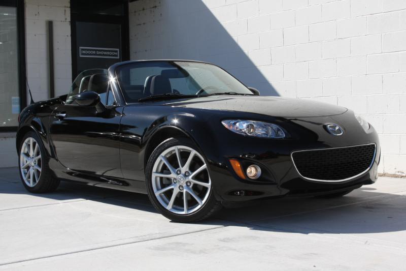 Mazda MX-5 Miata Grand Touring PRHT 2010
