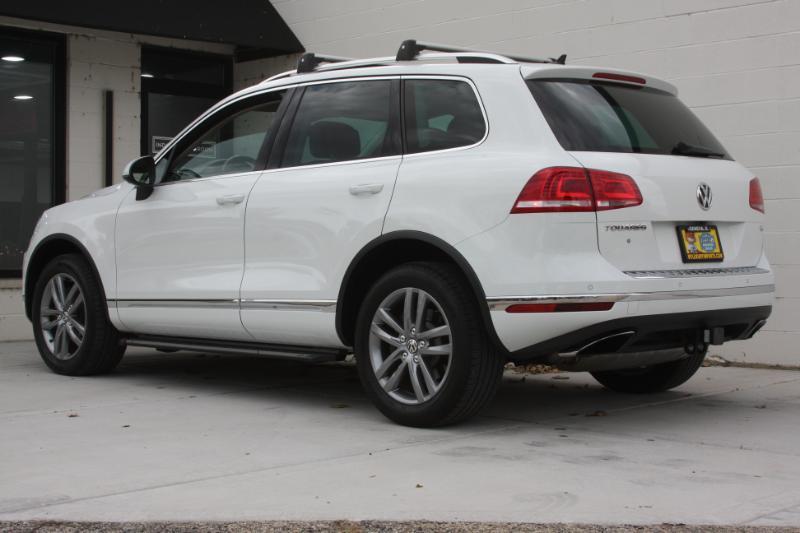 Volkswagen Touareg  2016