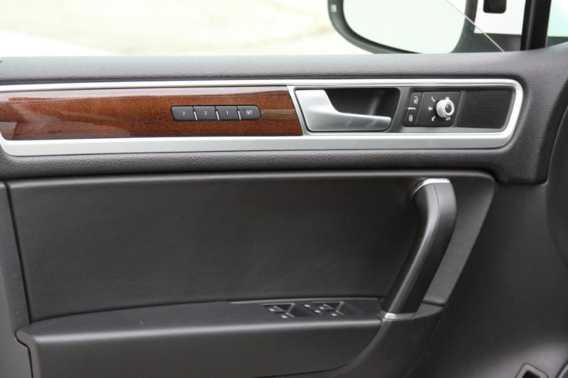 Volkswagen Touareg  2016