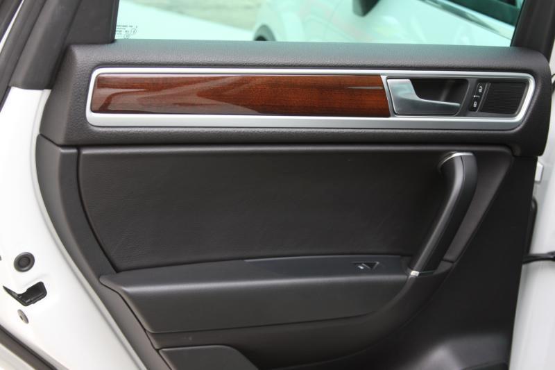 Volkswagen Touareg  2016
