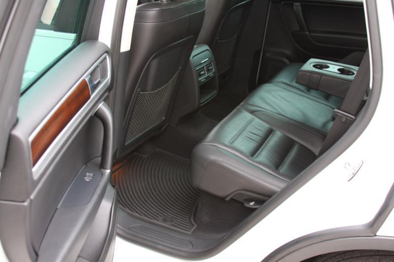 Volkswagen Touareg  2016