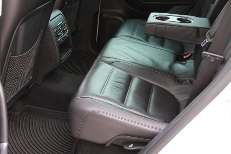 Volkswagen Touareg  2016