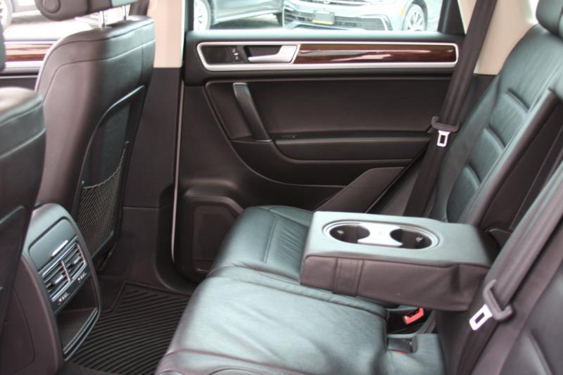 Volkswagen Touareg  2016