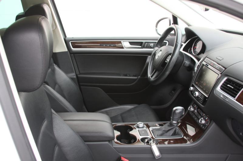 Volkswagen Touareg  2016