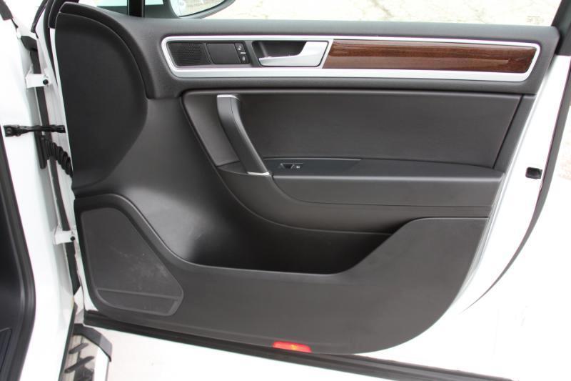 Volkswagen Touareg  2016