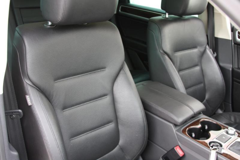 Volkswagen Touareg  2016