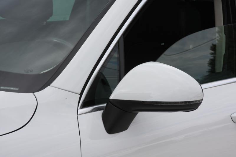 Volkswagen Touareg  2016