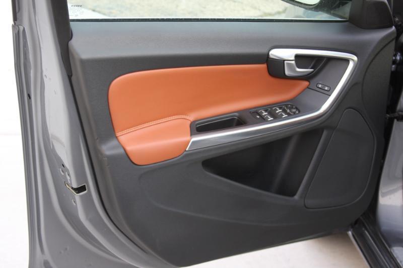 Volvo S60 T5 Inscription Platinum AWD 2016