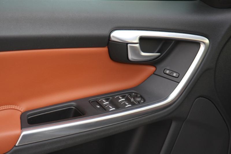 Volvo S60 T5 Inscription Platinum AWD 2016