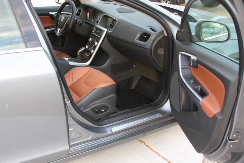 Volvo S60 T5 Inscription Platinum AWD 2016