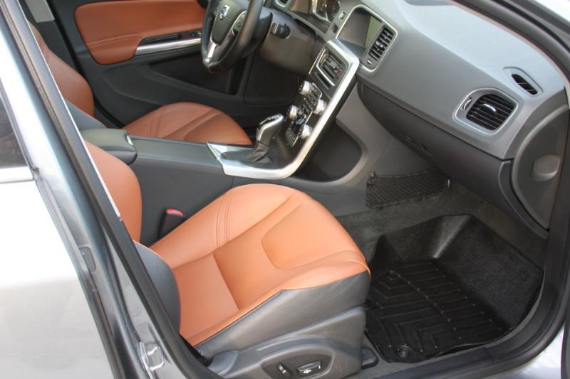Volvo S60 T5 Inscription Platinum AWD 2016