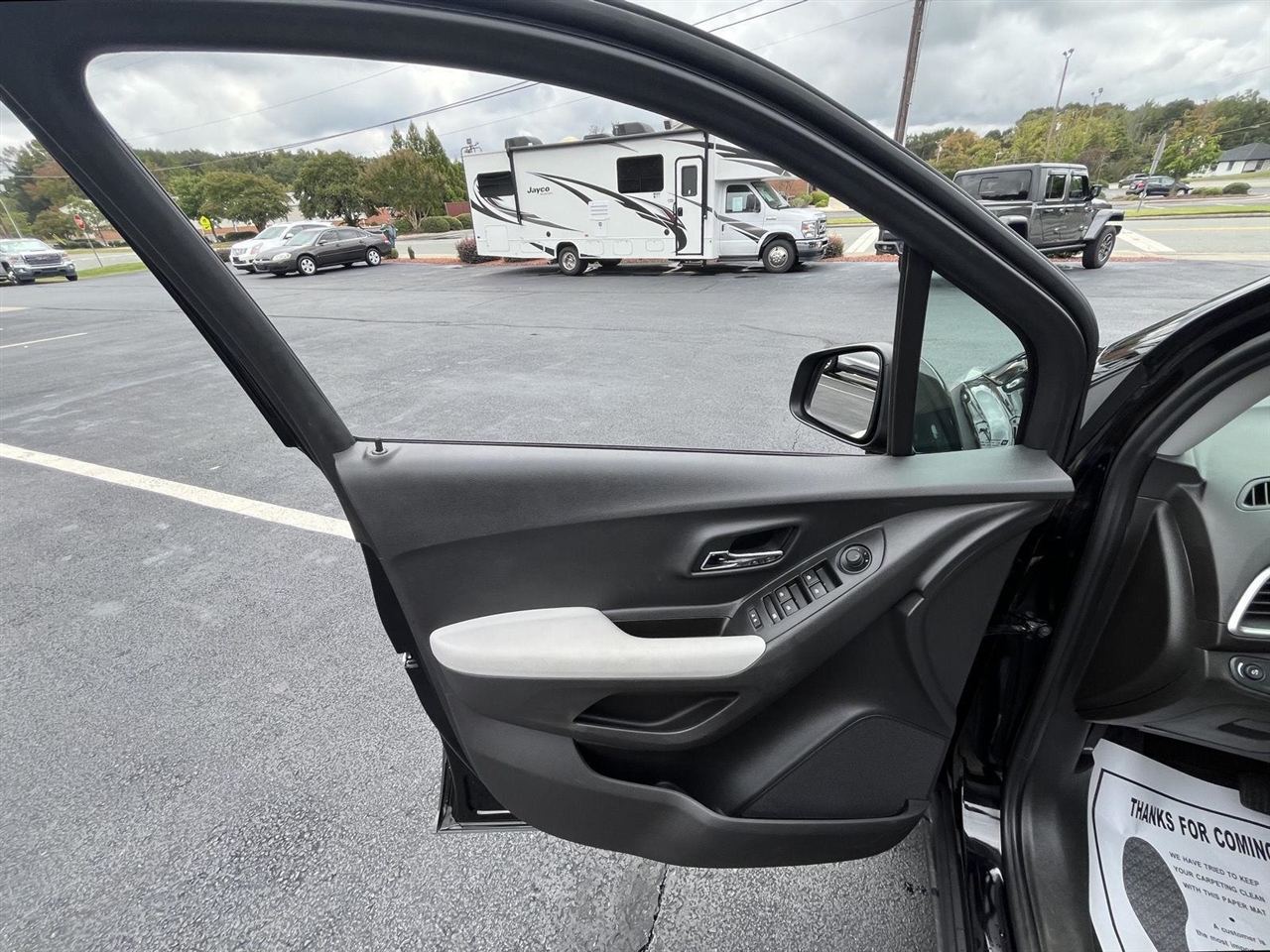 2020 Chevrolet Trax LT photo 4