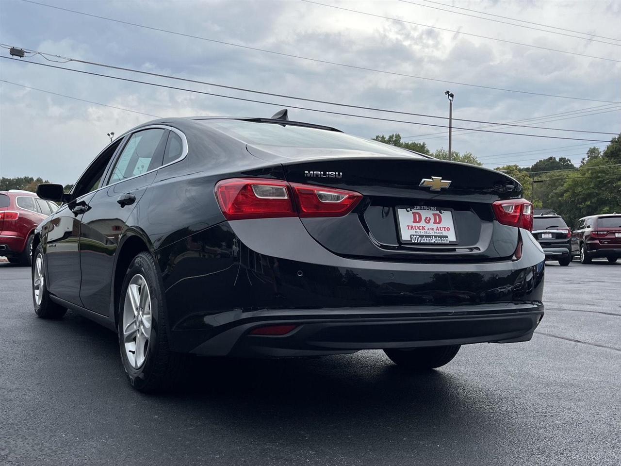 2020 Chevrolet Malibu LS photo 2