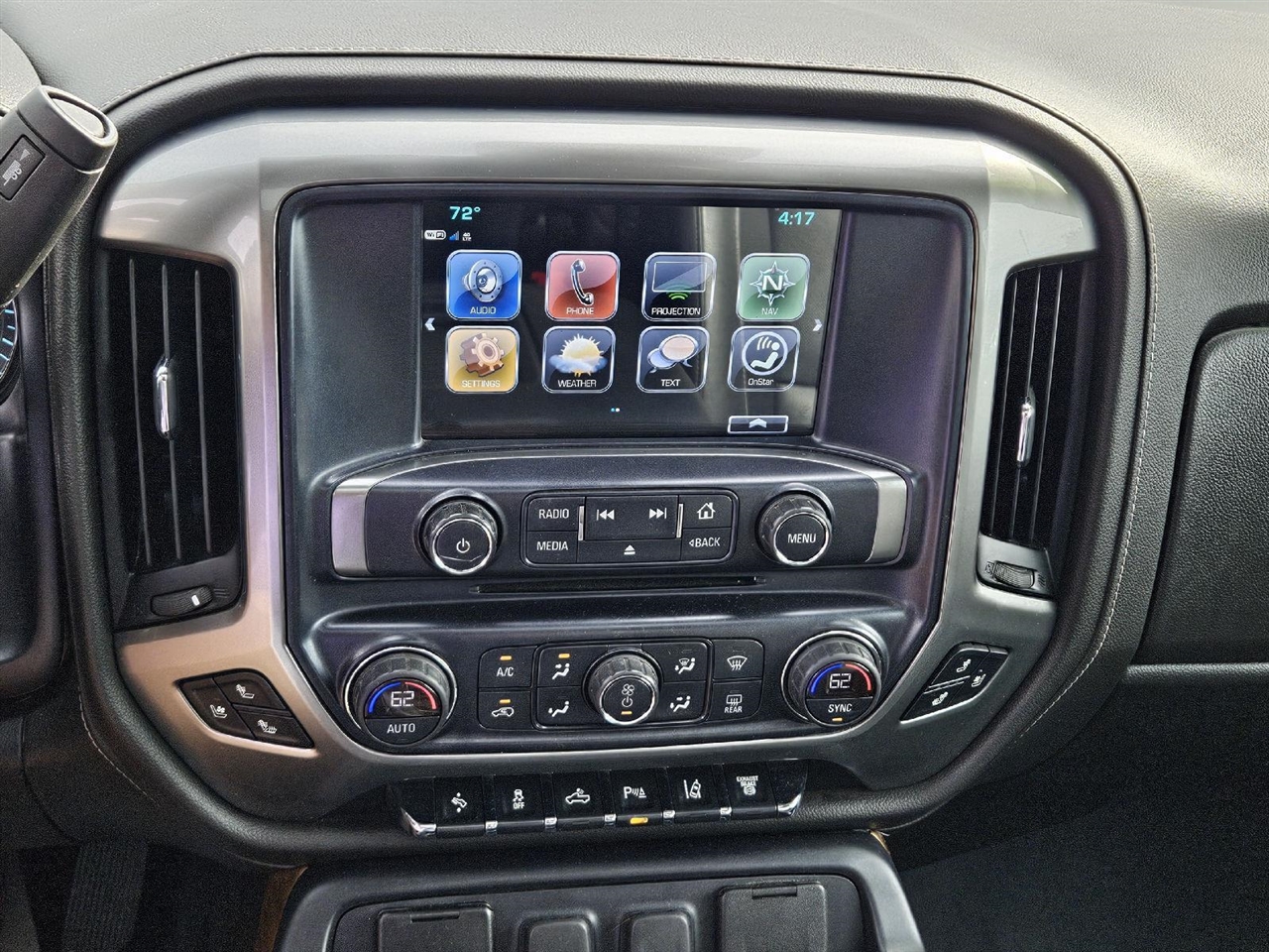 2019 Chevrolet Silverado 2500HD LTZ photo 4