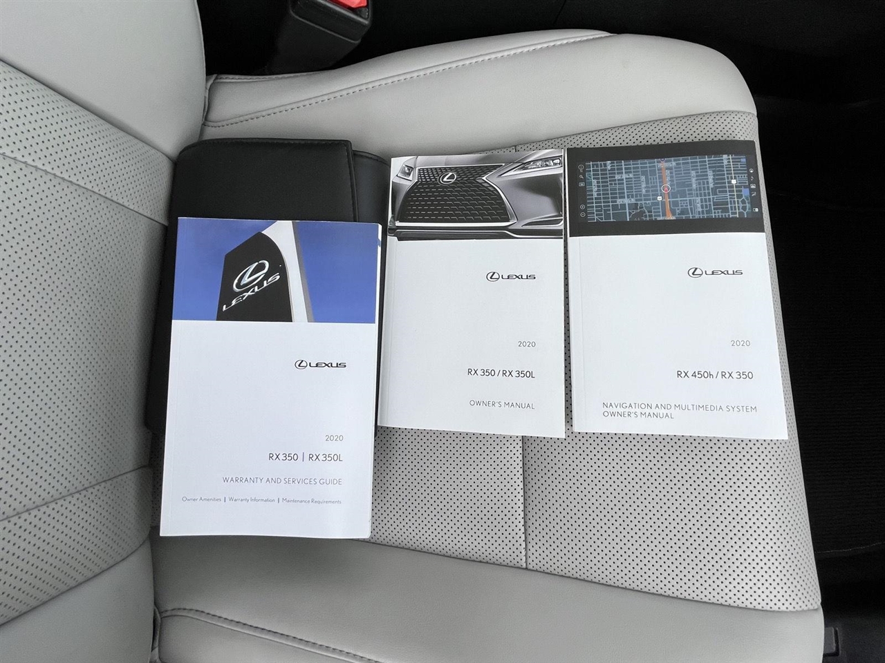 Lexus RX 350 FWD 2020