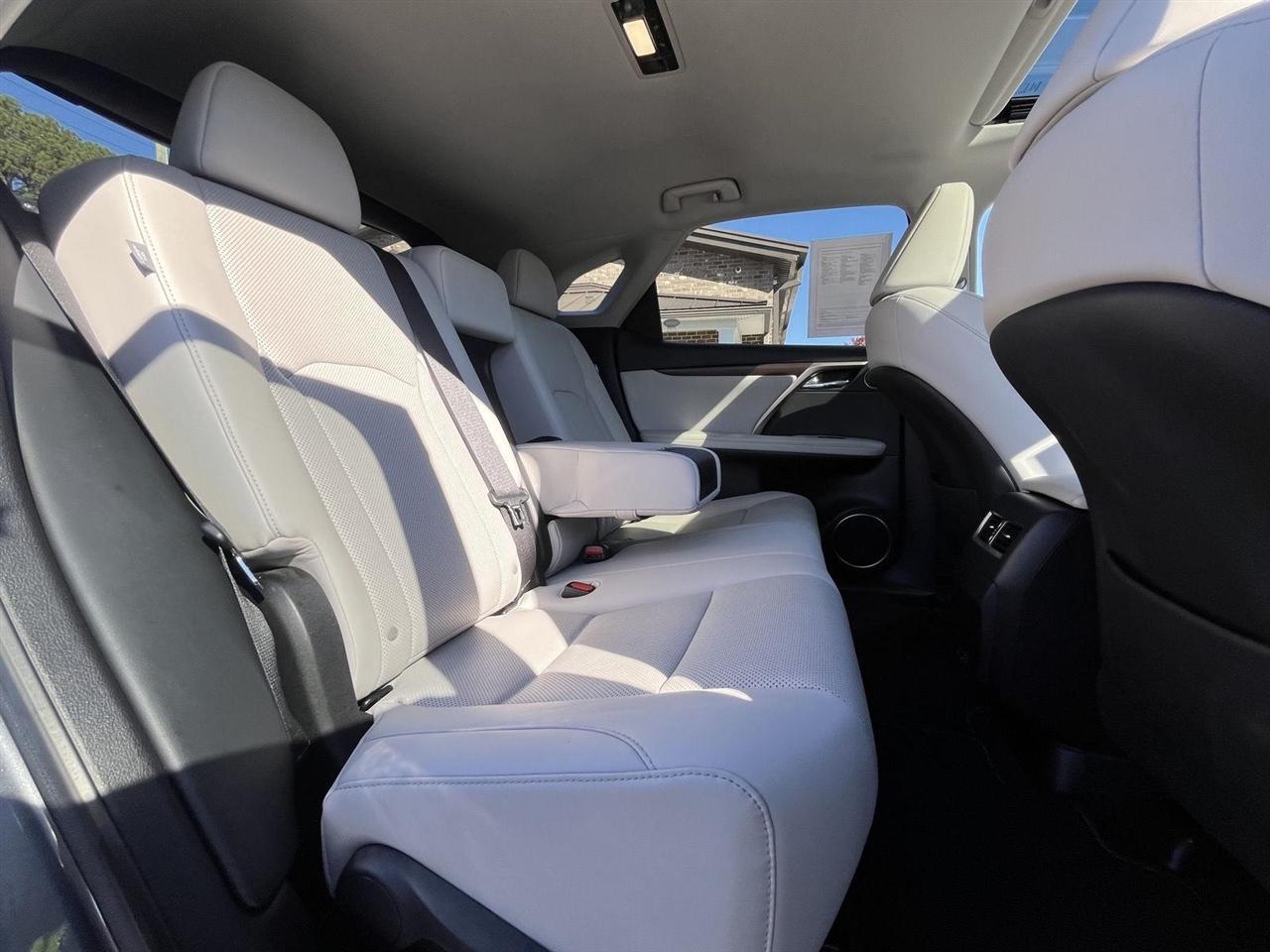 Lexus RX 350 FWD 2020