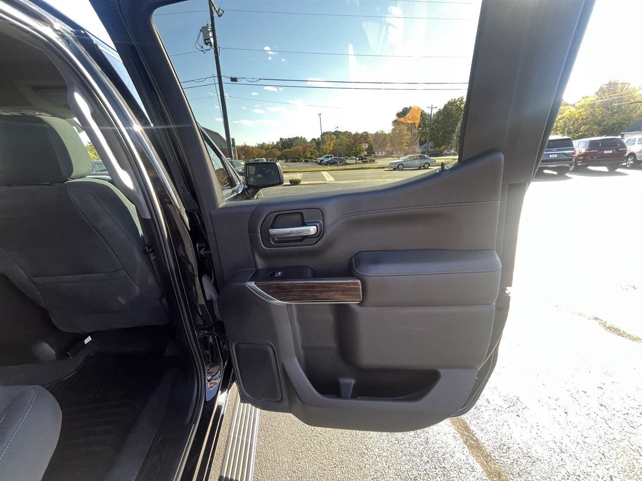 GMC Sierra 1500 Elevation Crew Cab 2WD 2020 GMC Sierra 1500 Elevation Crew Cab 2WD 2020
