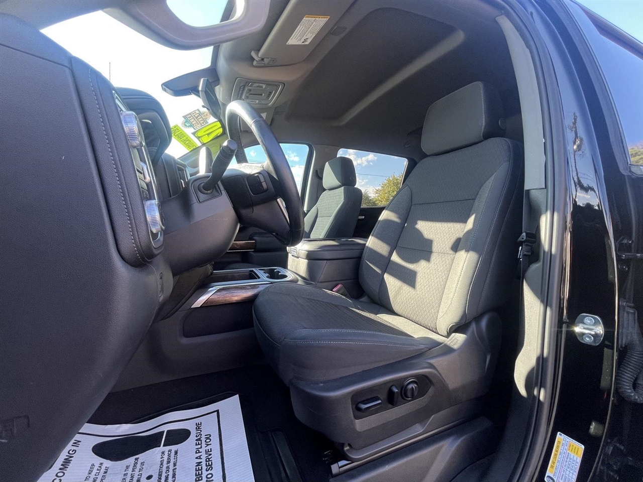 GMC Sierra 1500 Elevation Crew Cab 2WD 2020 GMC Sierra 1500 Elevation Crew Cab 2WD 2020