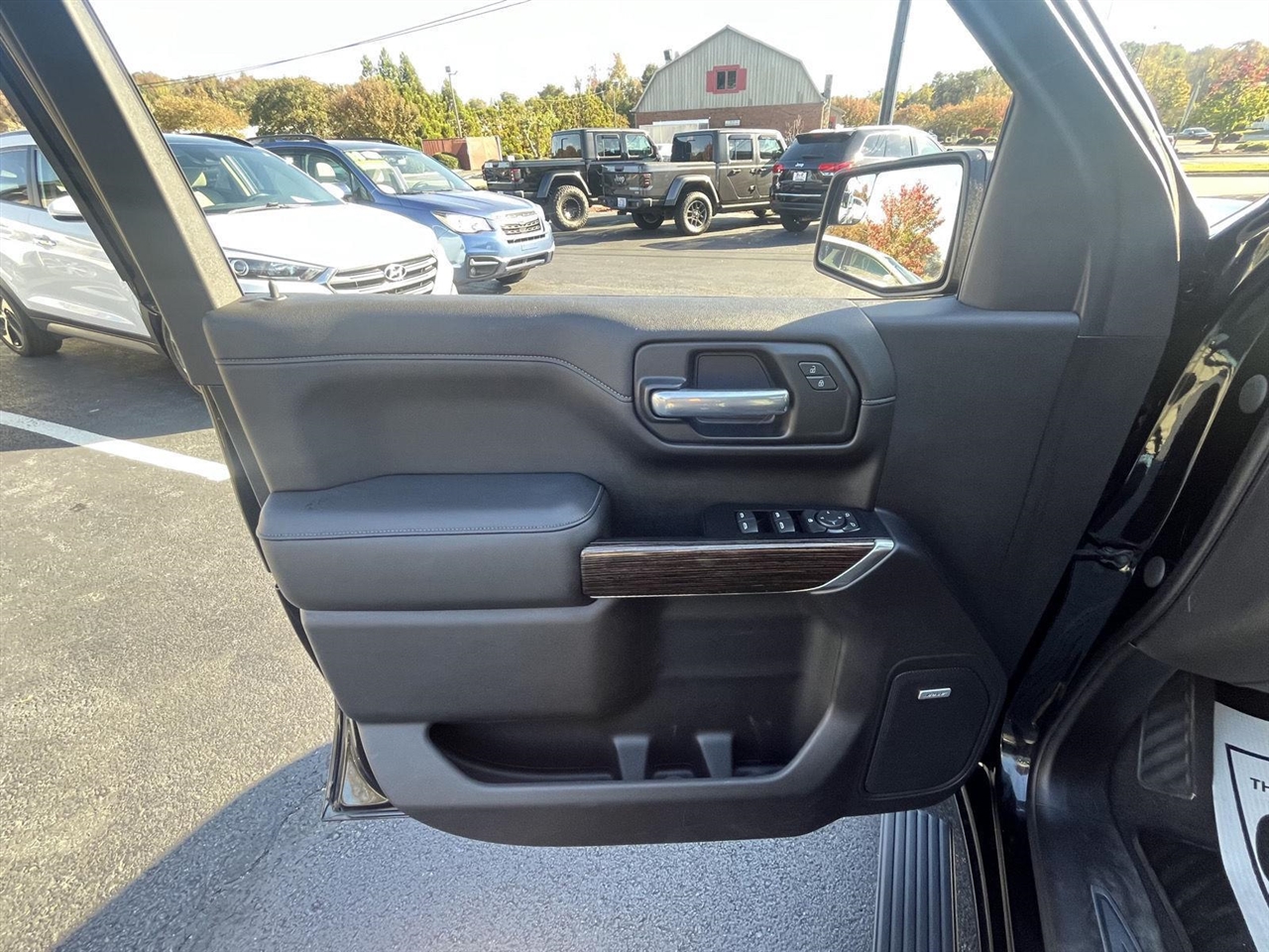 GMC Sierra 1500 Elevation Crew Cab 2WD 2020 GMC Sierra 1500 Elevation Crew Cab 2WD 2020