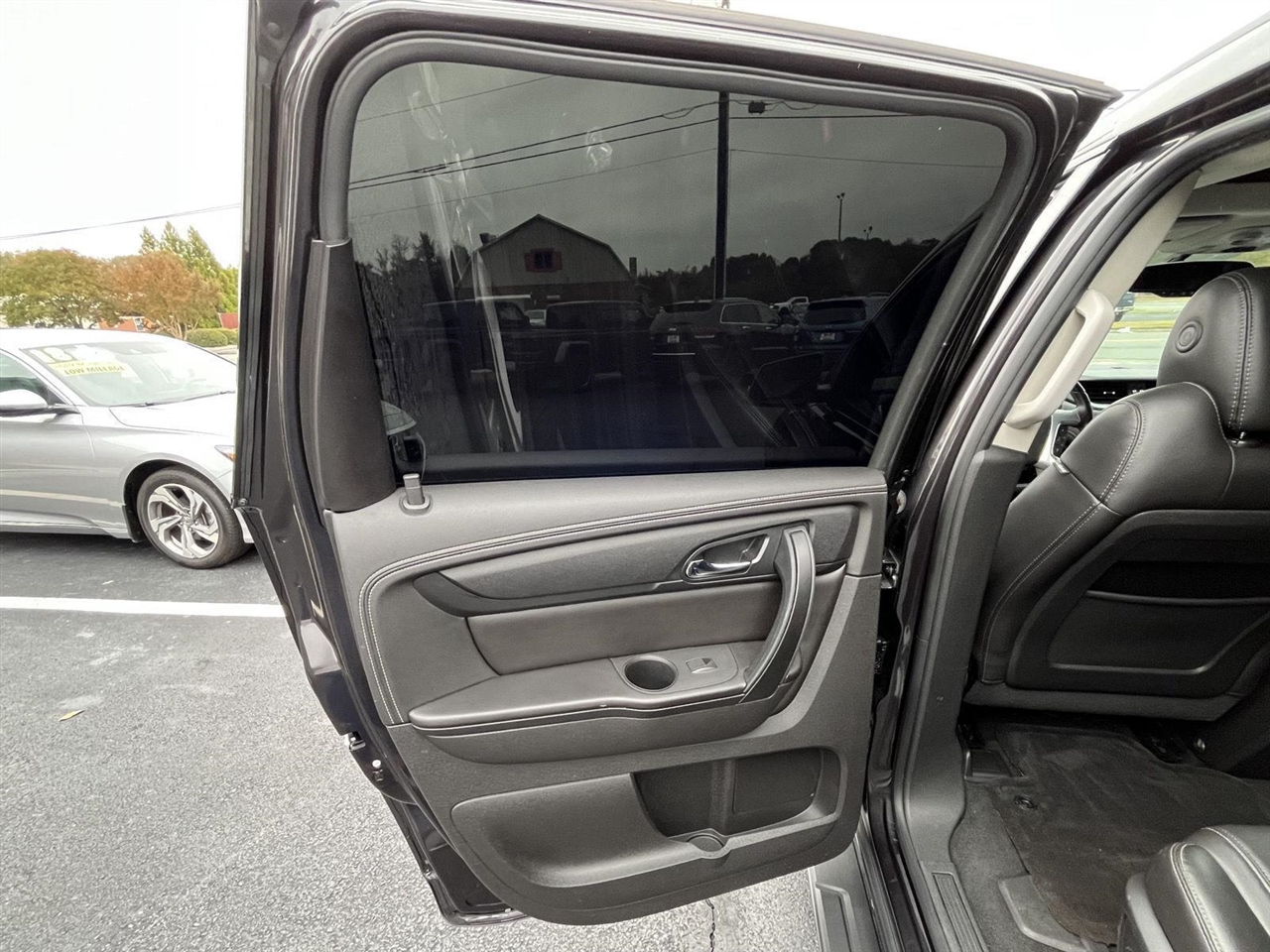 Chevrolet Traverse 2LT FWD 2017 Chevrolet Traverse 2LT FWD 2017