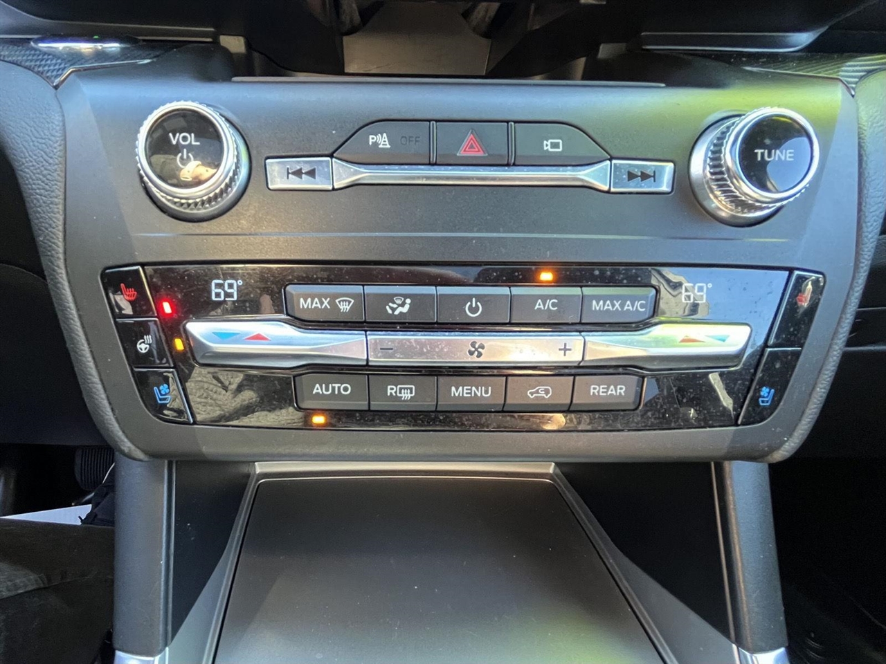 Ford Explorer ST AWD 2020 Ford Explorer ST AWD 2020