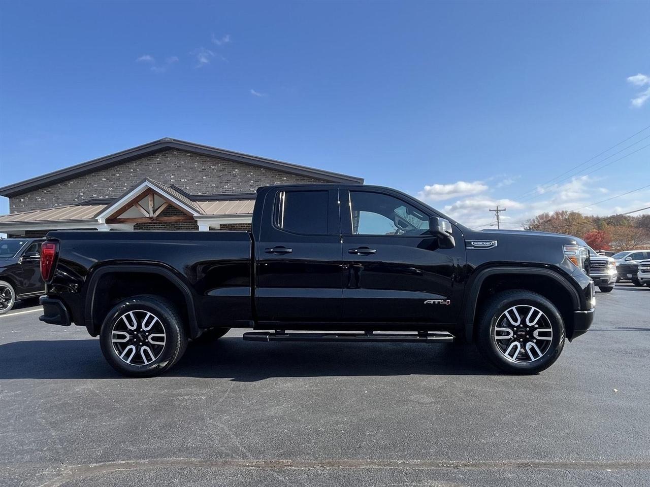 GMC Sierra 1500 AT4 Double Cab 4WD 2019