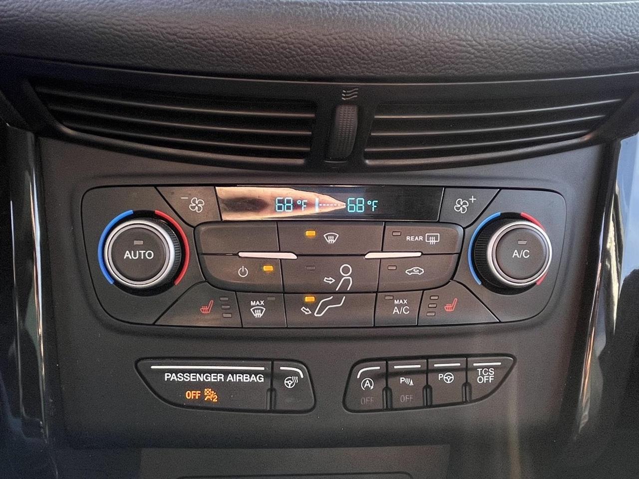 Ford Escape Titanium FWD 2019