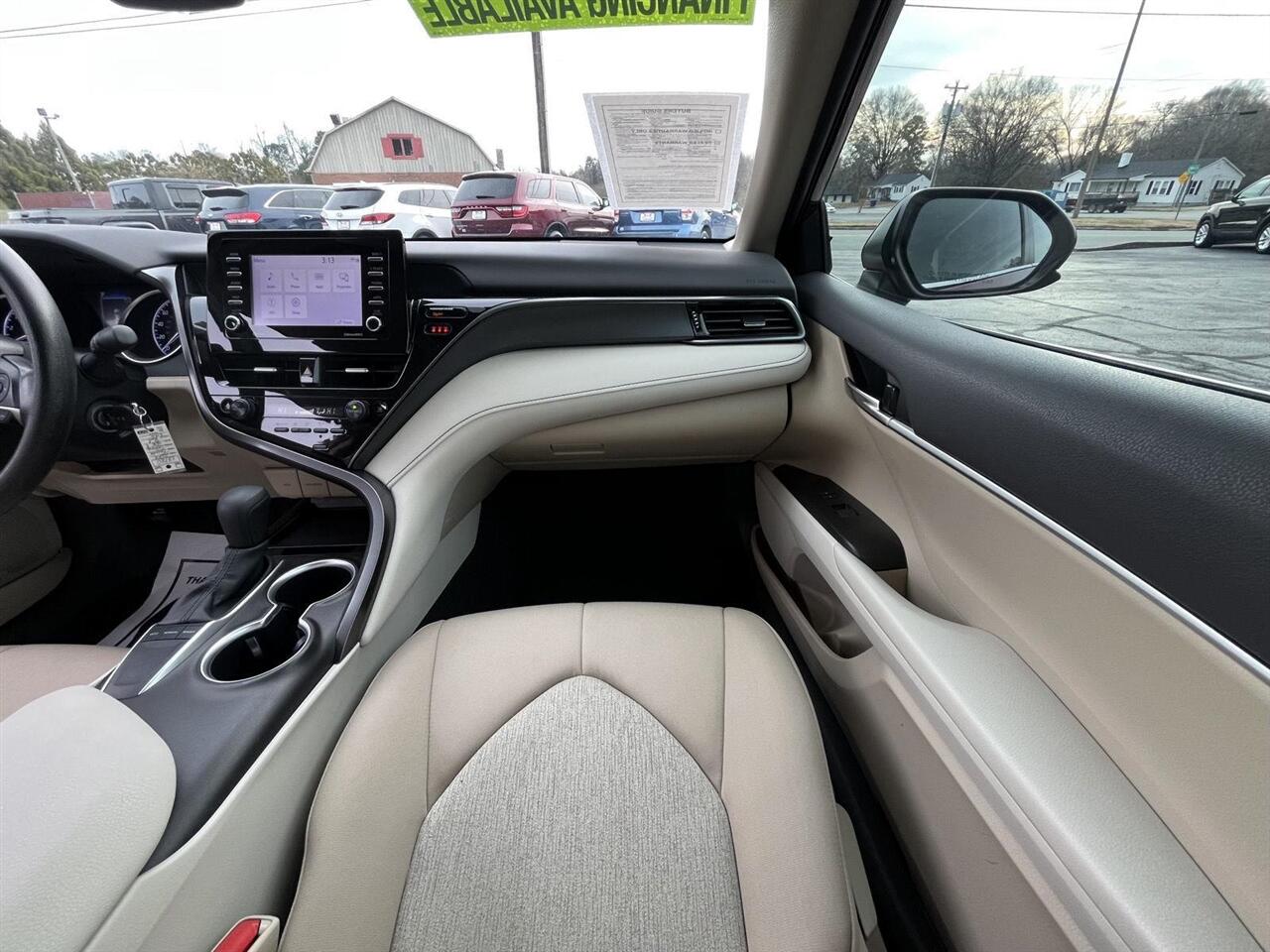 Toyota Camry LE 2022