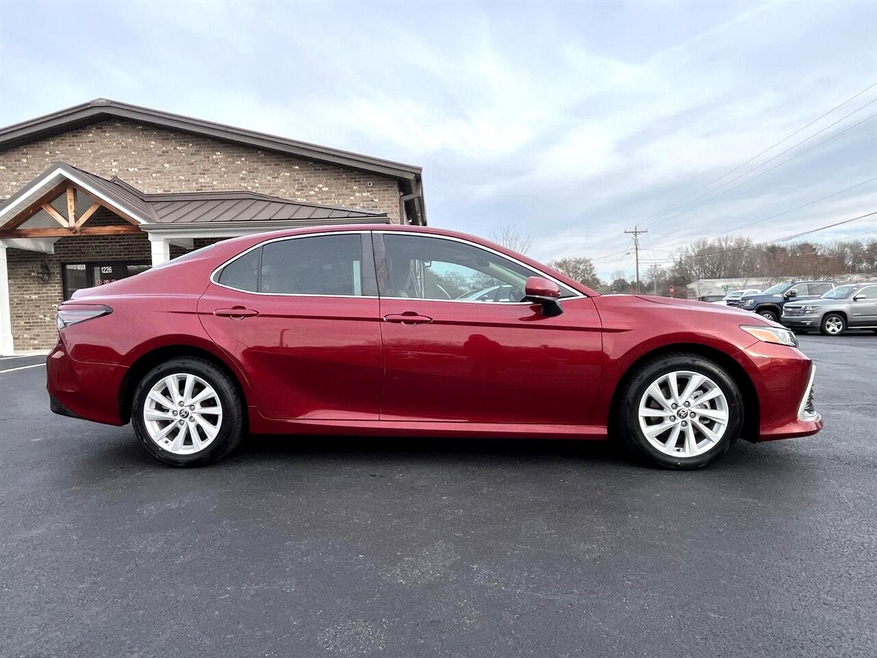 Toyota Camry LE 2022