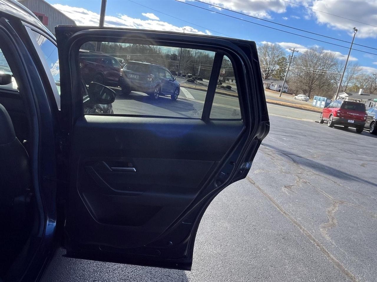 Mazda CX-50 2.5 S Premium 2024