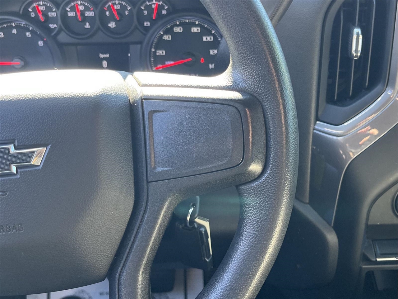 Chevrolet Silverado 1500 Custom Trail Boss Crew Cab Short Box 4WD 2020