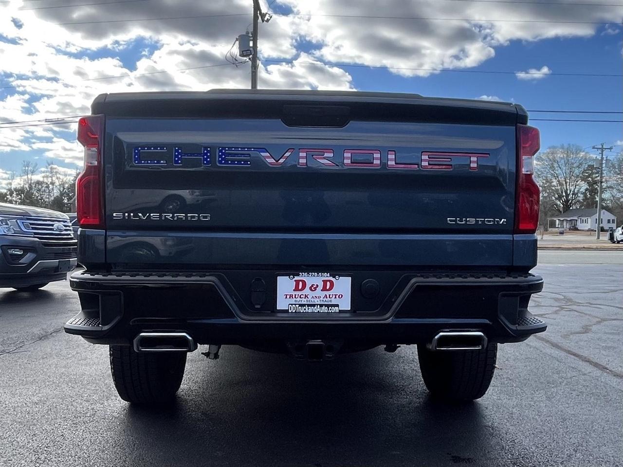 Chevrolet Silverado 1500 Custom Trail Boss Crew Cab Short Box 4WD 2020