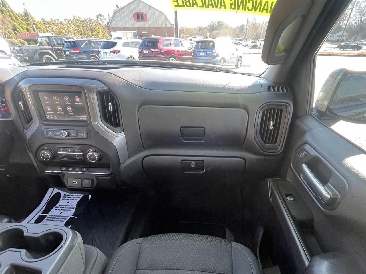 Chevrolet Silverado 1500 Custom Trail Boss Crew Cab Short Box 4WD 2020