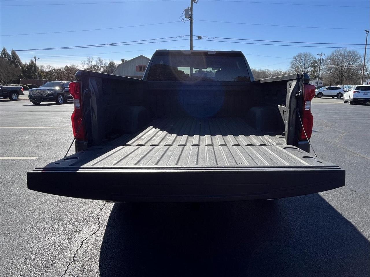 Chevrolet Silverado 1500 Custom Trail Boss Crew Cab Short Box 4WD 2020