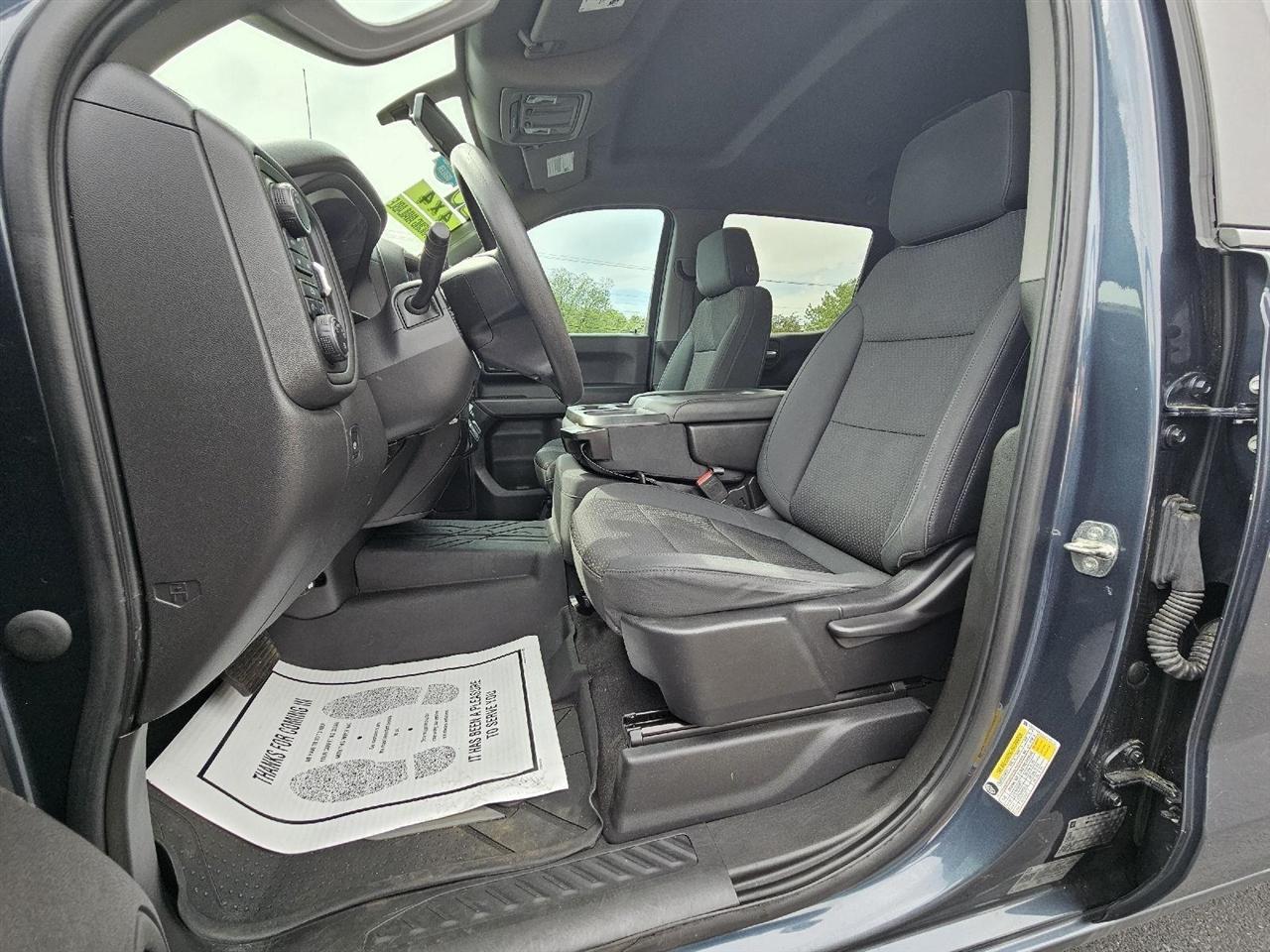 Chevrolet Silverado 1500 Custom Trail Boss Crew Cab Short Box 4WD 2020