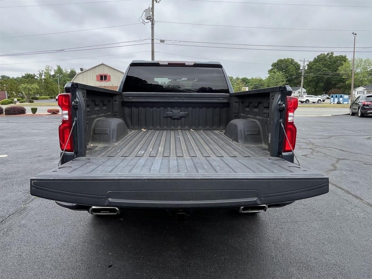 Chevrolet Silverado 1500 Custom Trail Boss Crew Cab Short Box 4WD 2020