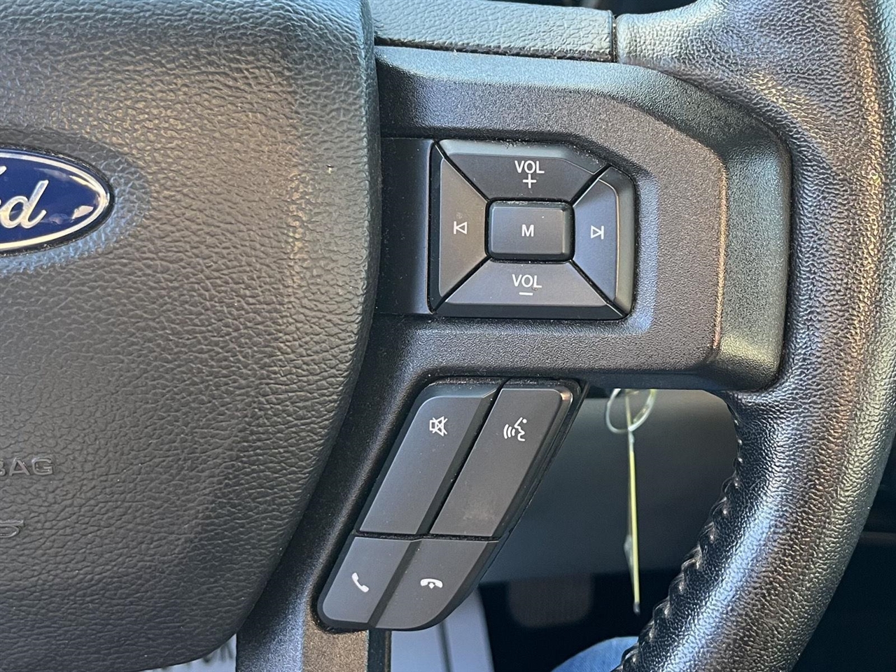 Ford F-150 XLT SuperCrew 4WD 2017