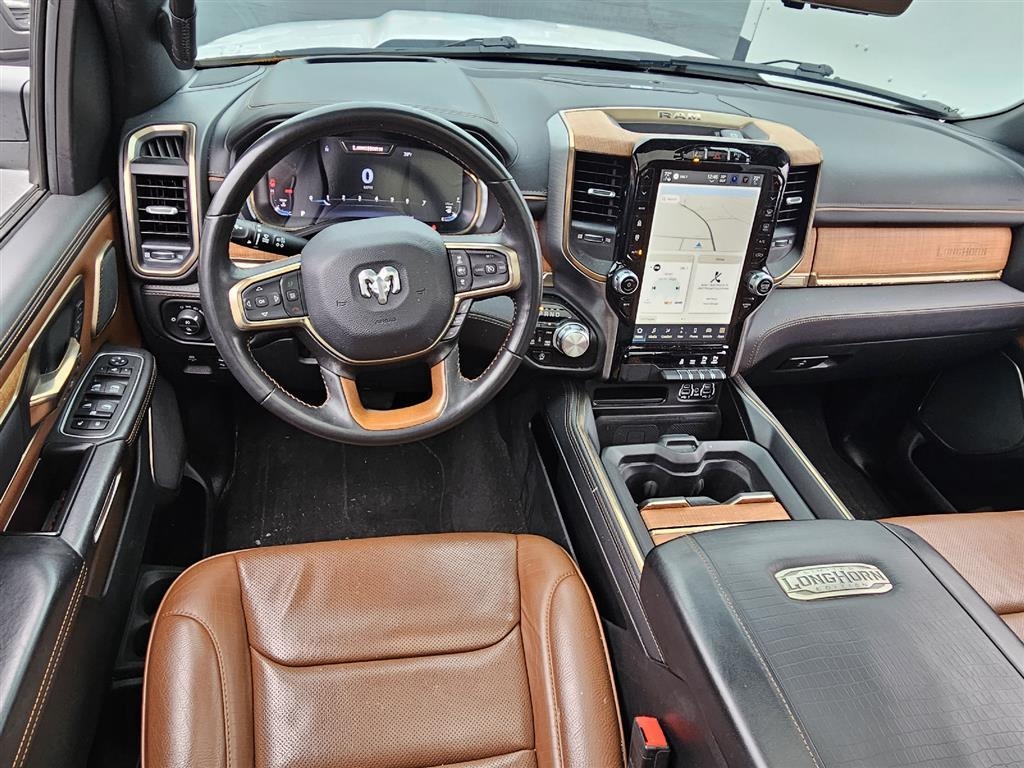 RAM 1500 Longhorn Crew Cab SWB 4WD 2023