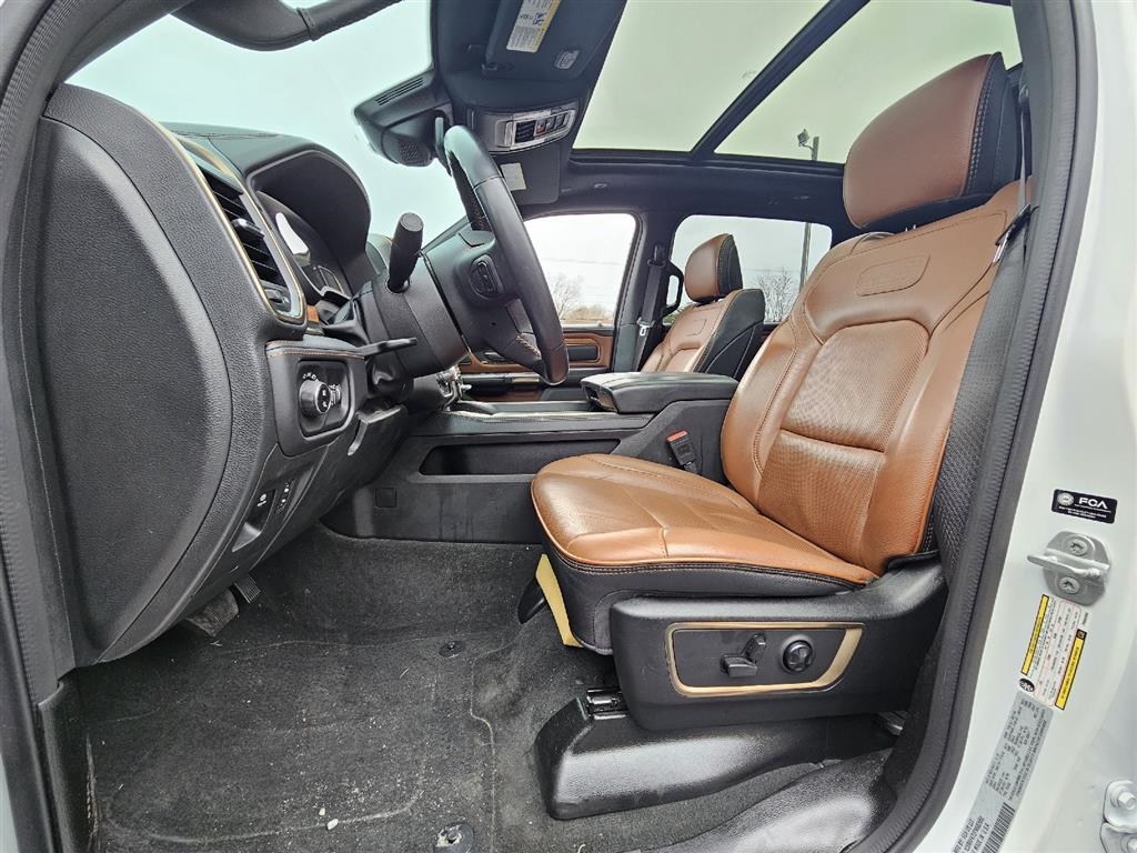 RAM 1500 Longhorn Crew Cab SWB 4WD 2023