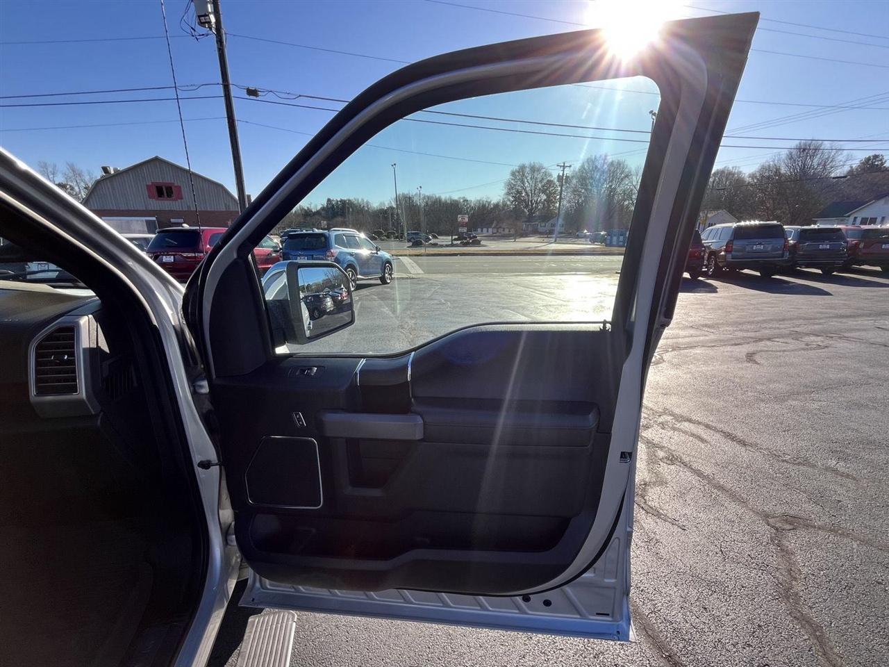Ford F-150 Platinum SuperCrew 5.5-ft. Bed 4WD 2019